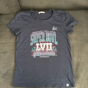 5/$20 💯 cotton navy blue T-shirt from Super Bowl LVII, size Small NWOT